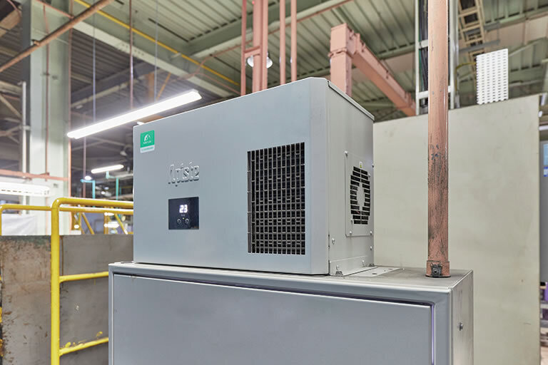 搬送装置の制御盤冷却