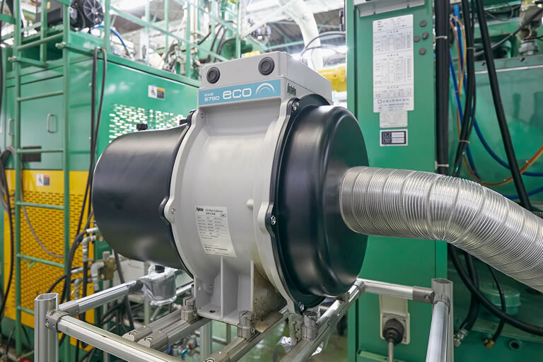 ゴム成形時のオイルミスト捕集