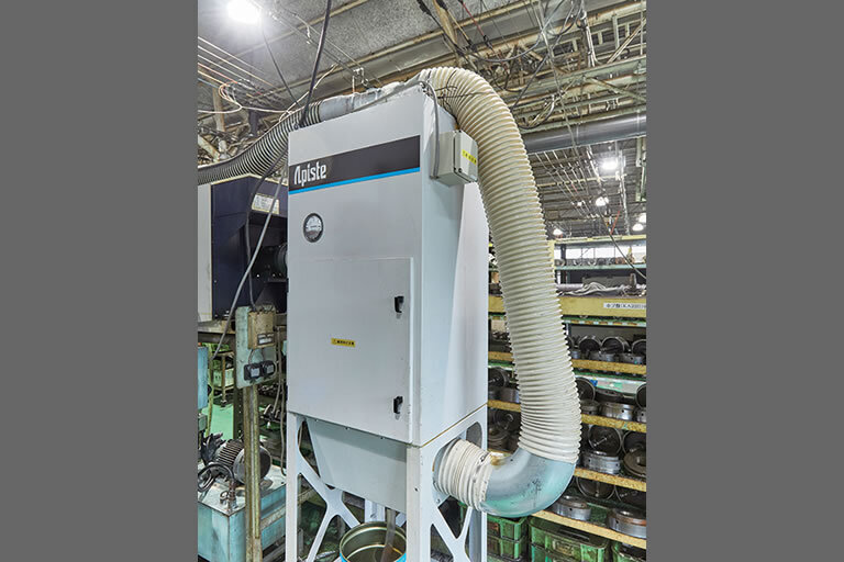 工作機械のオイルミスト捕集