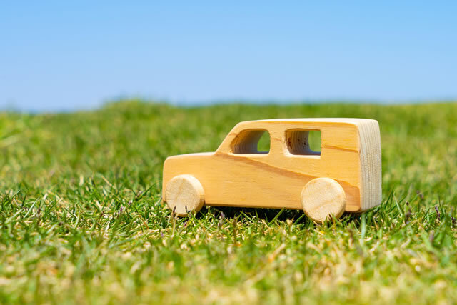 車の脱炭素化はEV化だけでは解決しない!目標にむけた課題と取り組み